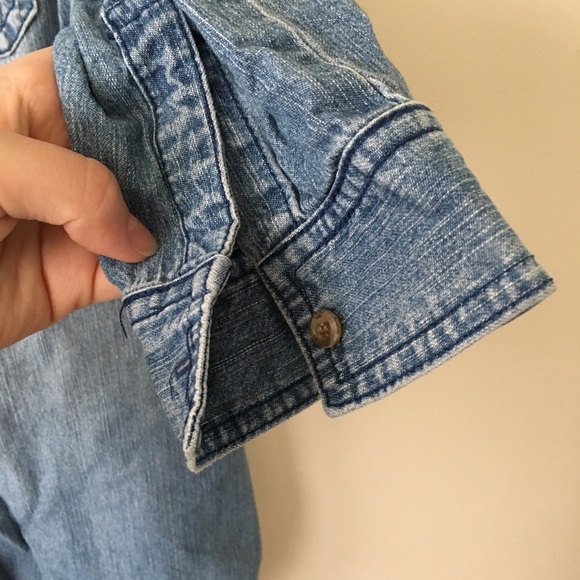 LAST DAY TO PURCHASE! Rubbish Blue Button-Down Shirt Size M - Picture 8 of 13